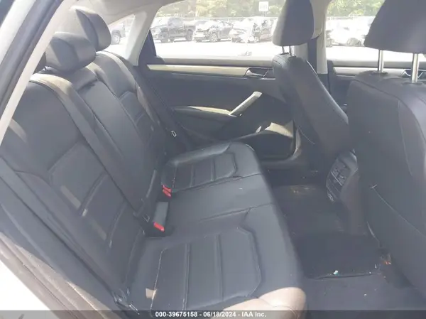 1VWLA7A3XKC010173 2019 VOLKSWAGEN PASSAT - Image 8