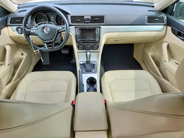1VWLA7A3XKC012327 2019 VOLKSWAGEN PASSAT - Image 8