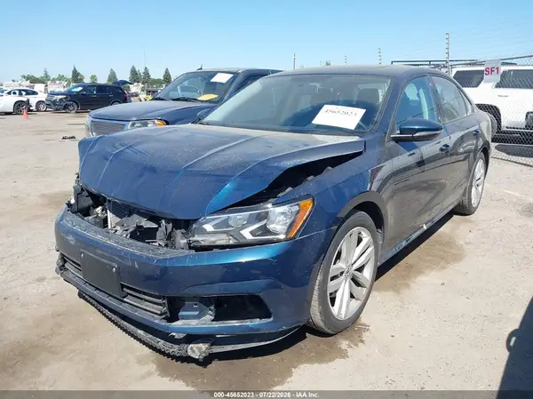 1VWLA7A3XKC013347 2019 VOLKSWAGEN PASSAT - Image 2