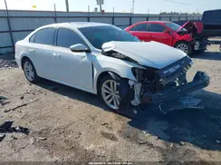 1VWLA7A3XKC013610 2019 VOLKSWAGEN PASSAT