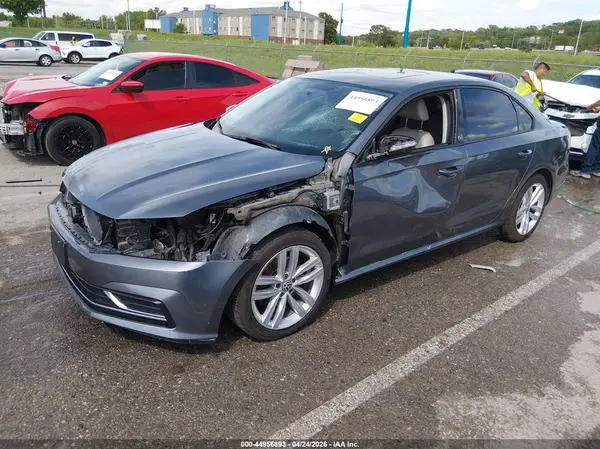 1VWLA7A3XKC014224 2019 VOLKSWAGEN PASSAT - Image 2