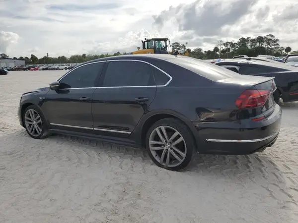 1VWMA7A31KC001737 2019 VOLKSWAGEN PASSAT - Image 2