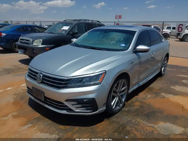 1VWMA7A31KC012995 2019 VOLKSWAGEN PASSAT - Image 2
