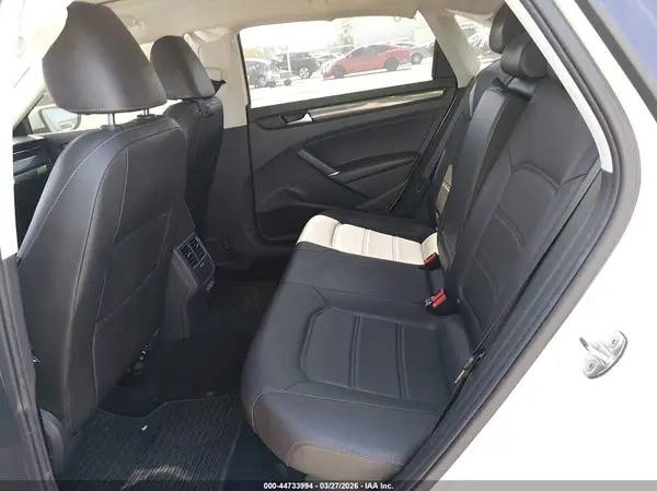 1VWMA7A32LC008245 2020 VOLKSWAGEN PASSAT - Image 8