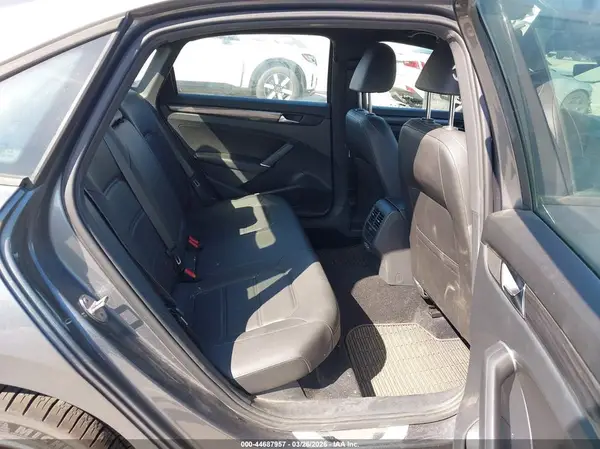 1VWMA7A32MC015424 2021 VOLKSWAGEN PASSAT - Image 8