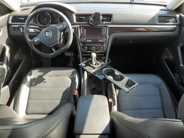 1VWMA7A33KC011282 2019 VOLKSWAGEN PASSAT - Image 8