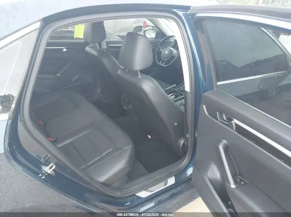 1VWMA7A35KC003720 2019 VOLKSWAGEN PASSAT - Image 8