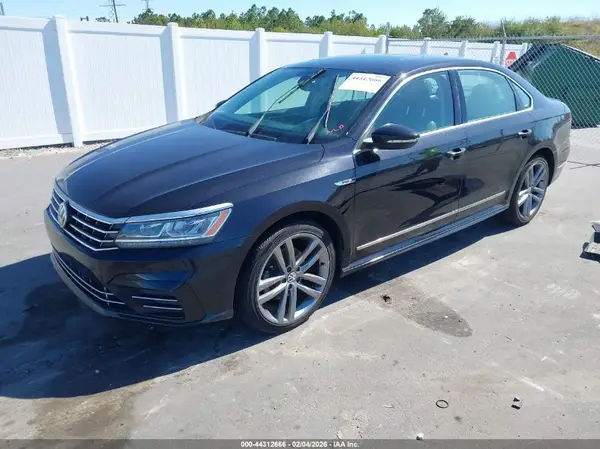 1VWMA7A35KC004558 2019 VOLKSWAGEN PASSAT - Image 2