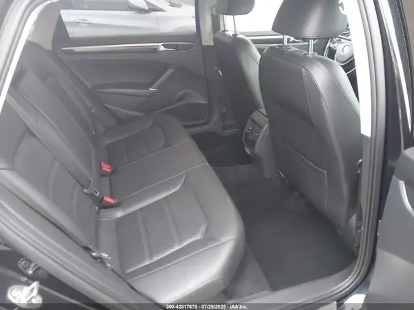 1VWMA7A36KC014564 2019 VOLKSWAGEN PASSAT - Image 8