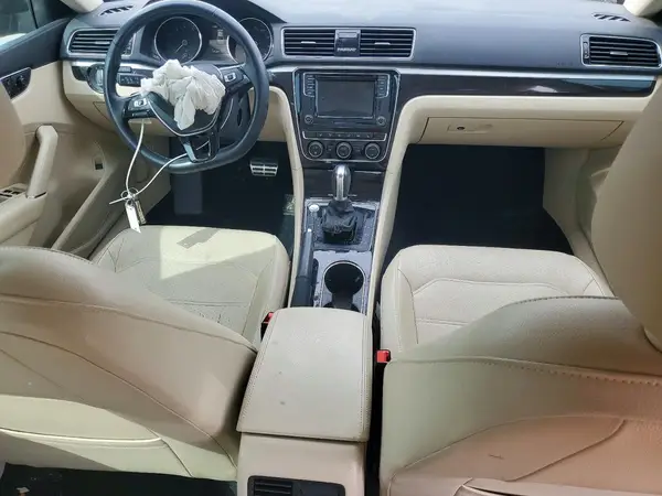 1VWMA7A37KC001872 2019 VOLKSWAGEN PASSAT - Image 8