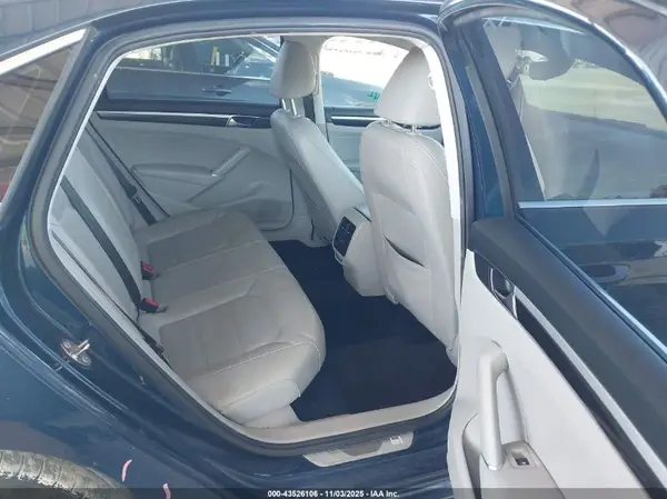1VWMA7A37KC011365 2019 VOLKSWAGEN PASSAT - Image 8