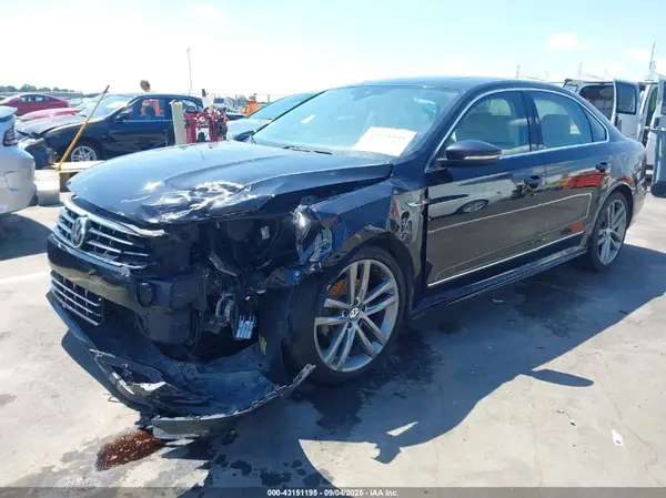 1VWMA7A37KC011771 2019 VOLKSWAGEN PASSAT - Image 2