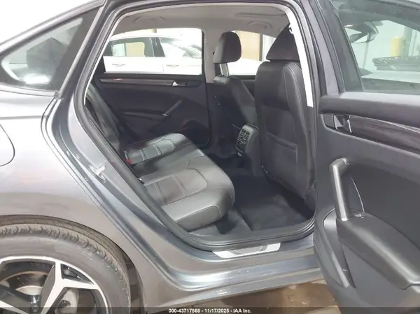 1VWMA7A38LC004586 2020 VOLKSWAGEN PASSAT - Image 8