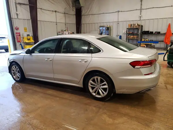 1VWSA7A30LC010678 2020 VOLKSWAGEN PASSAT - Image 2