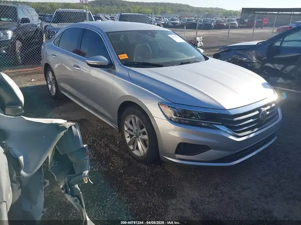 1VWSA7A30LC012379 2020 VOLKSWAGEN PASSAT - Image 1