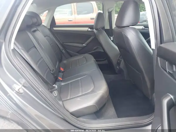 1VWSA7A30MC000668 2021 VOLKSWAGEN PASSAT - Image 8