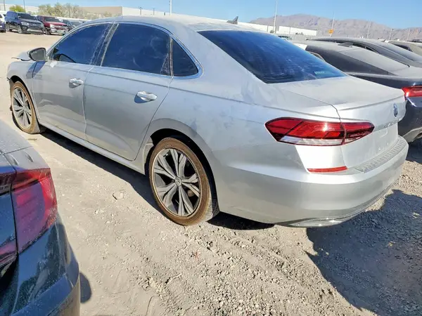 1VWSA7A30MC002808 2021 VOLKSWAGEN PASSAT - Image 2