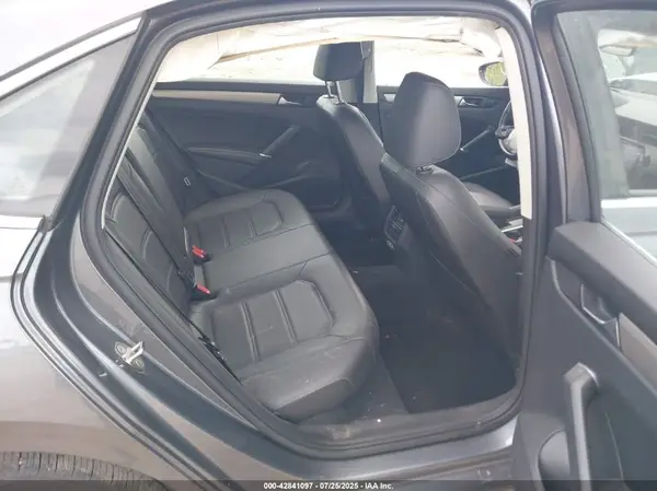 1VWSA7A30MC007216 2021 VOLKSWAGEN PASSAT - Image 8
