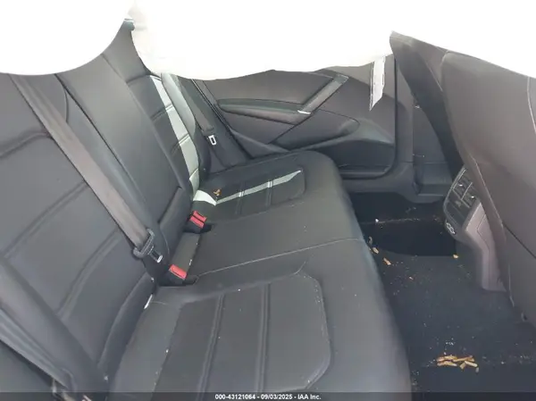 1VWSA7A30MC011301 2021 VOLKSWAGEN PASSAT - Image 8