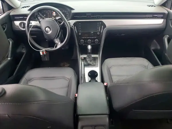 1VWSA7A30MC015221 2021 VOLKSWAGEN PASSAT - Image 8