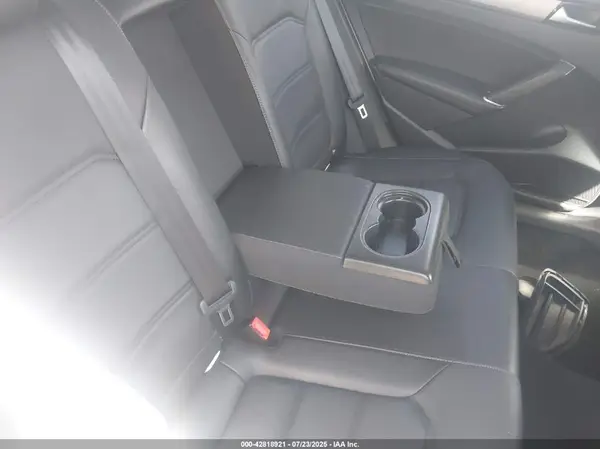 1VWSA7A30NC004804 2022 VOLKSWAGEN PASSAT - Image 8