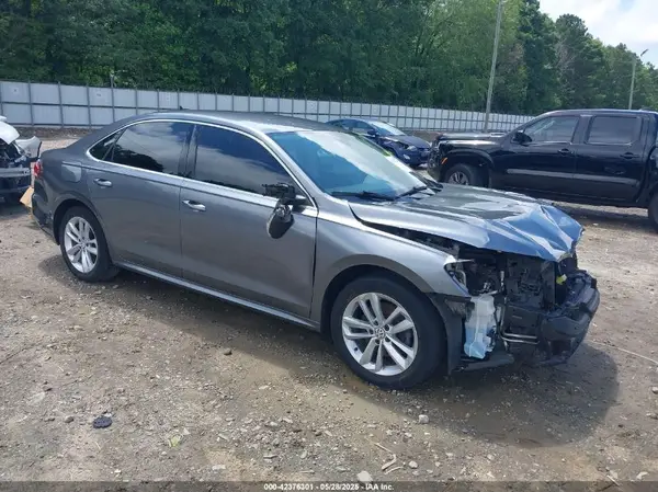 1VWSA7A31LC015873 2020 VOLKSWAGEN PASSAT - Image 1