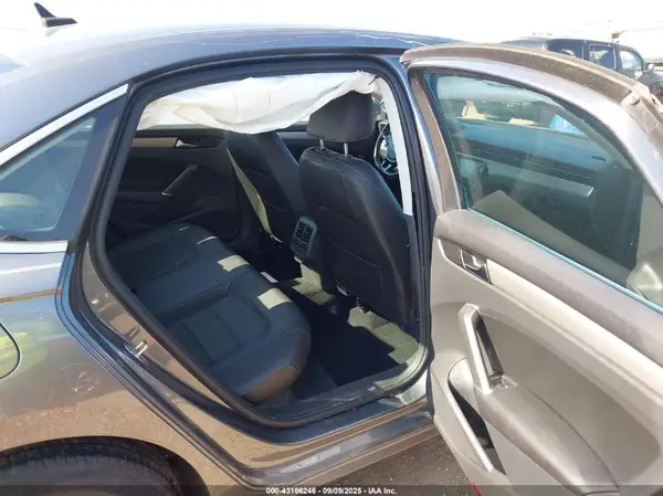 1VWSA7A31LC023150 2020 VOLKSWAGEN PASSAT - Image 8