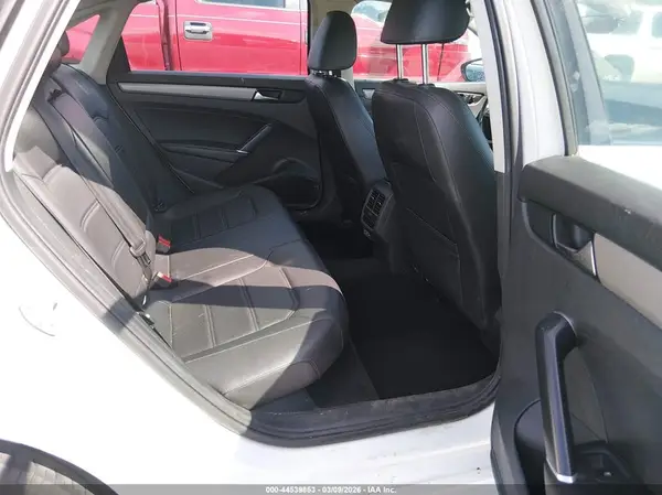 1VWSA7A31MC010836 2021 VOLKSWAGEN PASSAT - Image 8