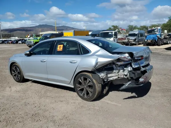 1VWSA7A31MC014644 2021 VOLKSWAGEN PASSAT - Image 2