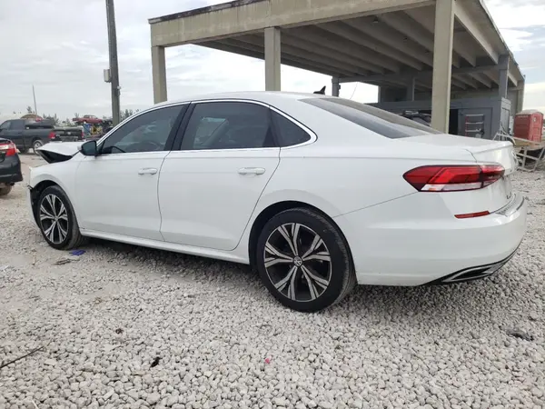 1VWSA7A31MC015454 2021 VOLKSWAGEN PASSAT - Image 2