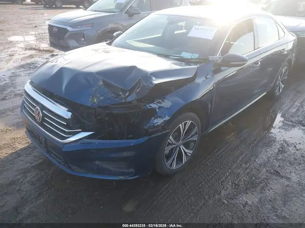 1VWSA7A31MC018340 2021 VOLKSWAGEN PASSAT - Image 2