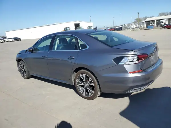 1VWSA7A31NC008974 2022 VOLKSWAGEN PASSAT - Image 2