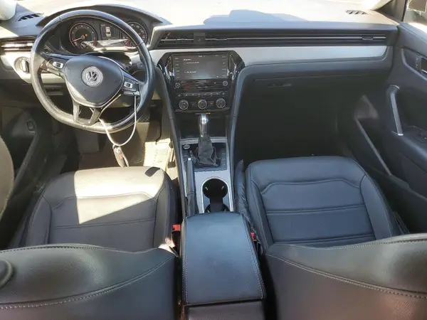 1VWSA7A32LC017986 2020 VOLKSWAGEN PASSAT - Image 8