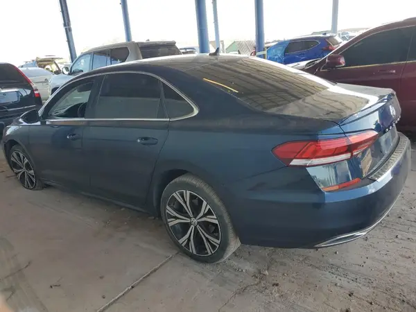 1VWSA7A32MC005886 2021 VOLKSWAGEN PASSAT - Image 2