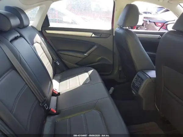 1VWSA7A32NC001421 2022 VOLKSWAGEN PASSAT - Image 8