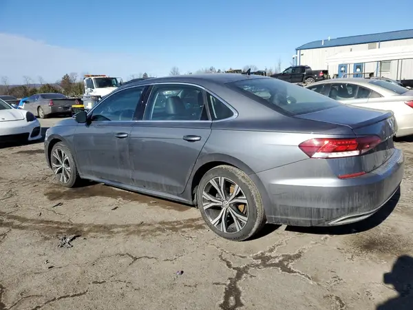 1VWSA7A32NC001774 2022 VOLKSWAGEN PASSAT - Image 2