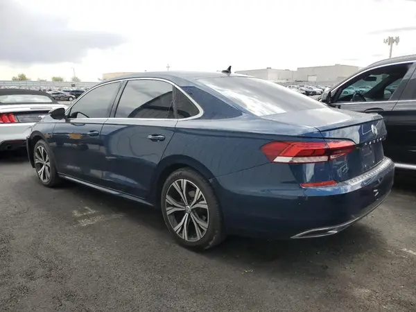1VWSA7A32NC006621 2022 VOLKSWAGEN PASSAT - Image 2