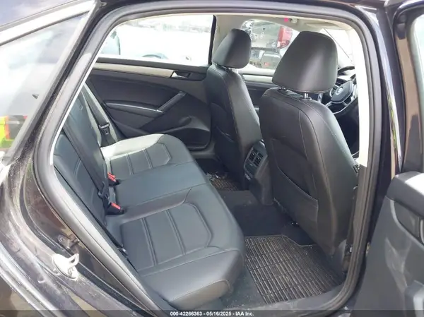 1VWSA7A33LC011372 2020 VOLKSWAGEN PASSAT - Image 8