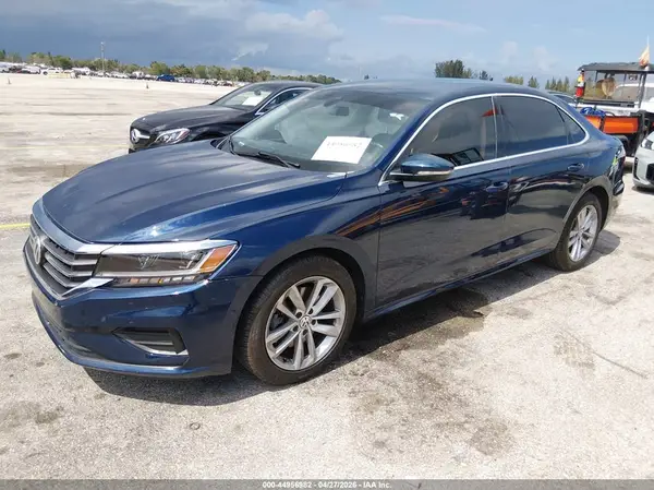 1VWSA7A33LC014823 2020 VOLKSWAGEN PASSAT - Image 2