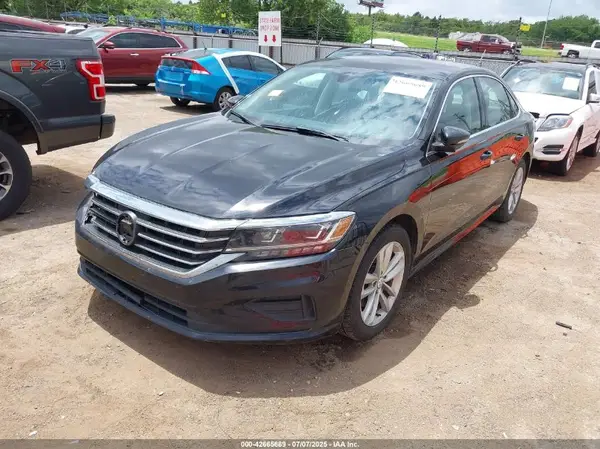 1VWSA7A33LC016135 2020 VOLKSWAGEN PASSAT - Image 2