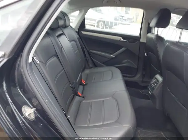 1VWSA7A33LC016135 2020 VOLKSWAGEN PASSAT - Image 8