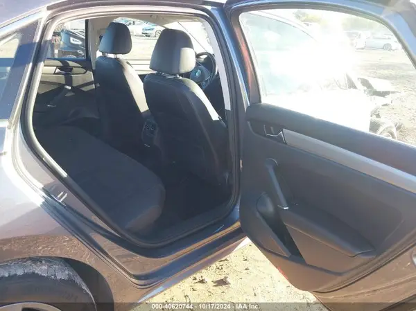 1VWSA7A33LC024445 2020 VOLKSWAGEN PASSAT - Image 8