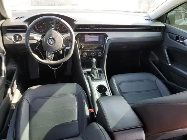 1VWSA7A33MC005167 2021 VOLKSWAGEN PASSAT - Image 8