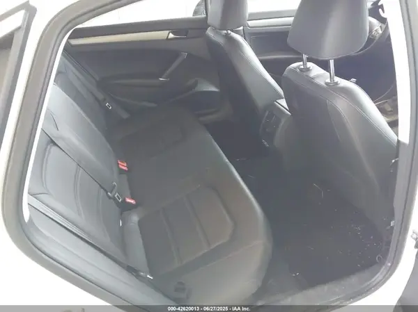 1VWSA7A33MC009641 2021 VOLKSWAGEN PASSAT - Image 8