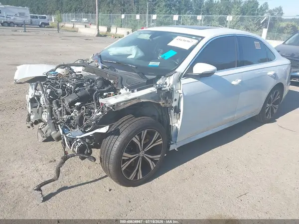 1VWSA7A33MC009834 2021 VOLKSWAGEN PASSAT - Image 2