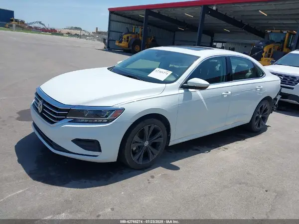 1VWSA7A33MC011454 2021 VOLKSWAGEN PASSAT - Image 2