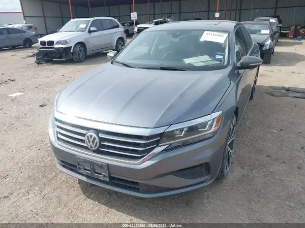 1VWSA7A33MC012037 2021 VOLKSWAGEN PASSAT - Image 2