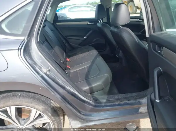 1VWSA7A33MC012037 2021 VOLKSWAGEN PASSAT - Image 8