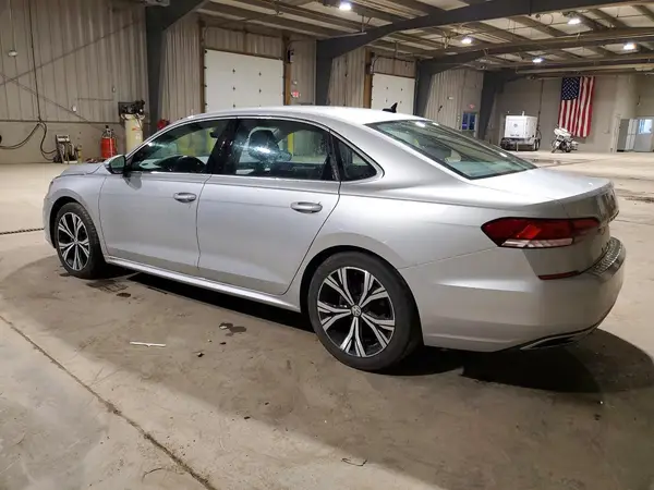1VWSA7A33MC014970 2021 VOLKSWAGEN PASSAT - Image 2