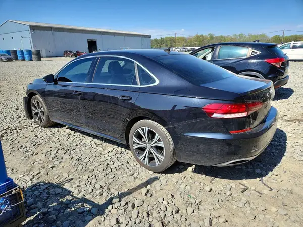 1VWSA7A33MC015553 2021 VOLKSWAGEN PASSAT - Image 2